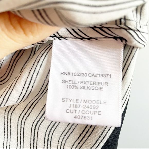 𝅺Joie Modine Striped Pintuck Blouse Silk - Picture 10 of 11